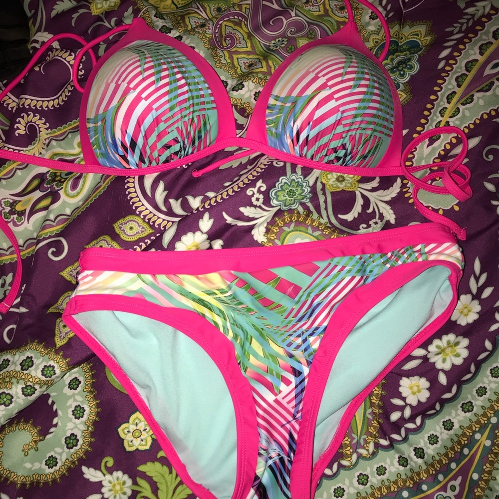 Bathing suit